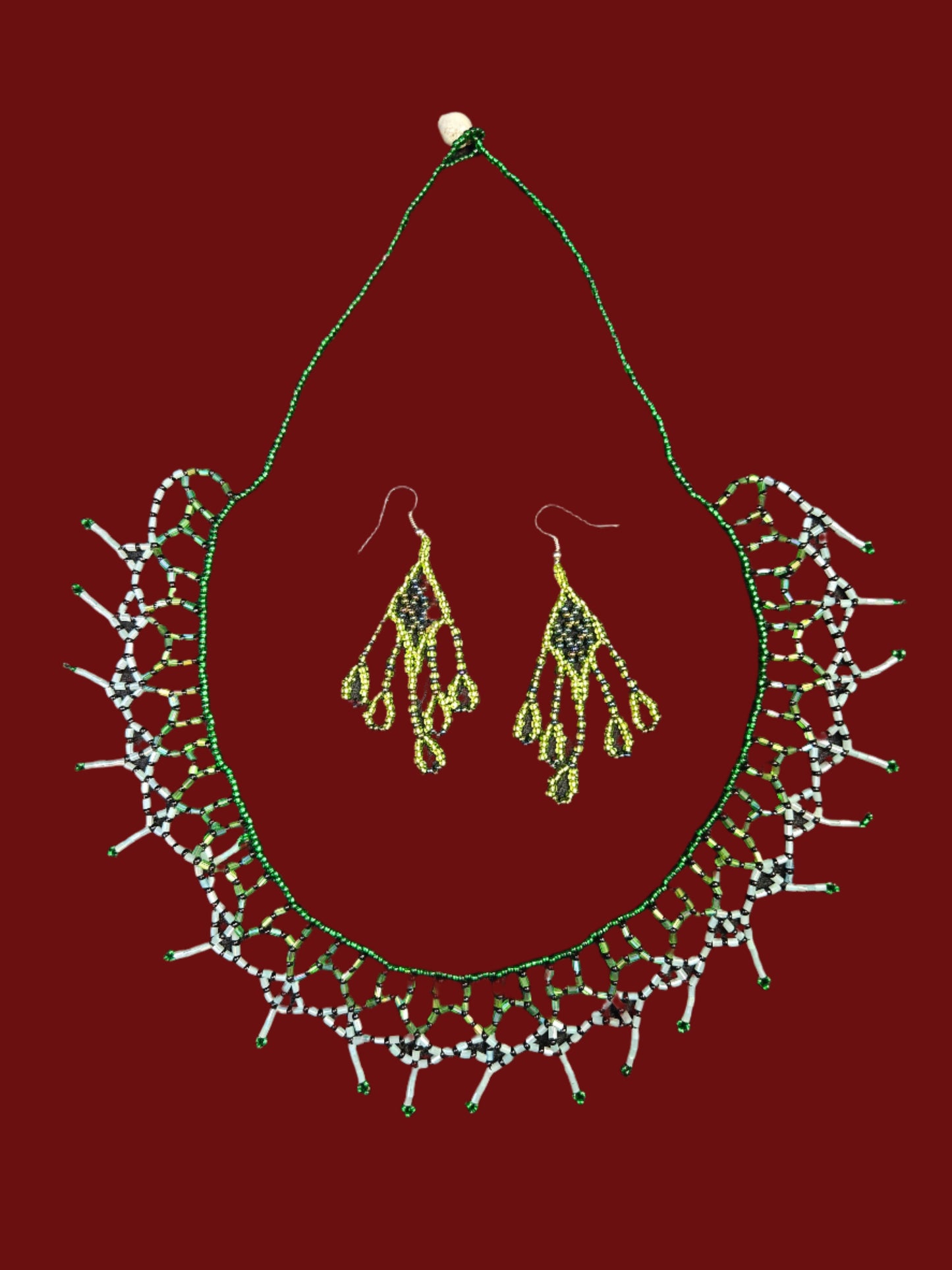 Beaded necklace with earrings
